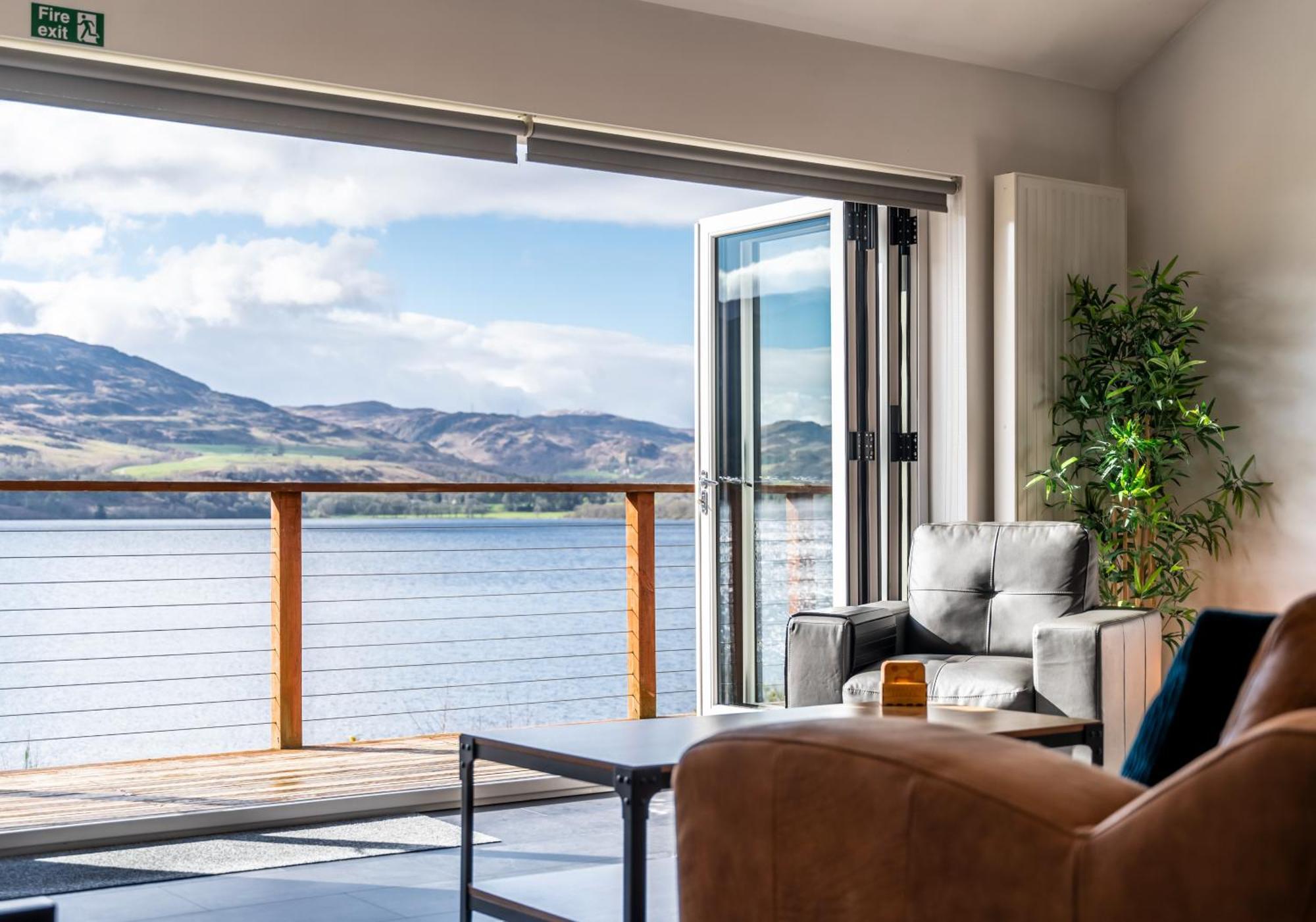 Shoreland Lodges - Holly Lodge Fort Augustus Exterior photo