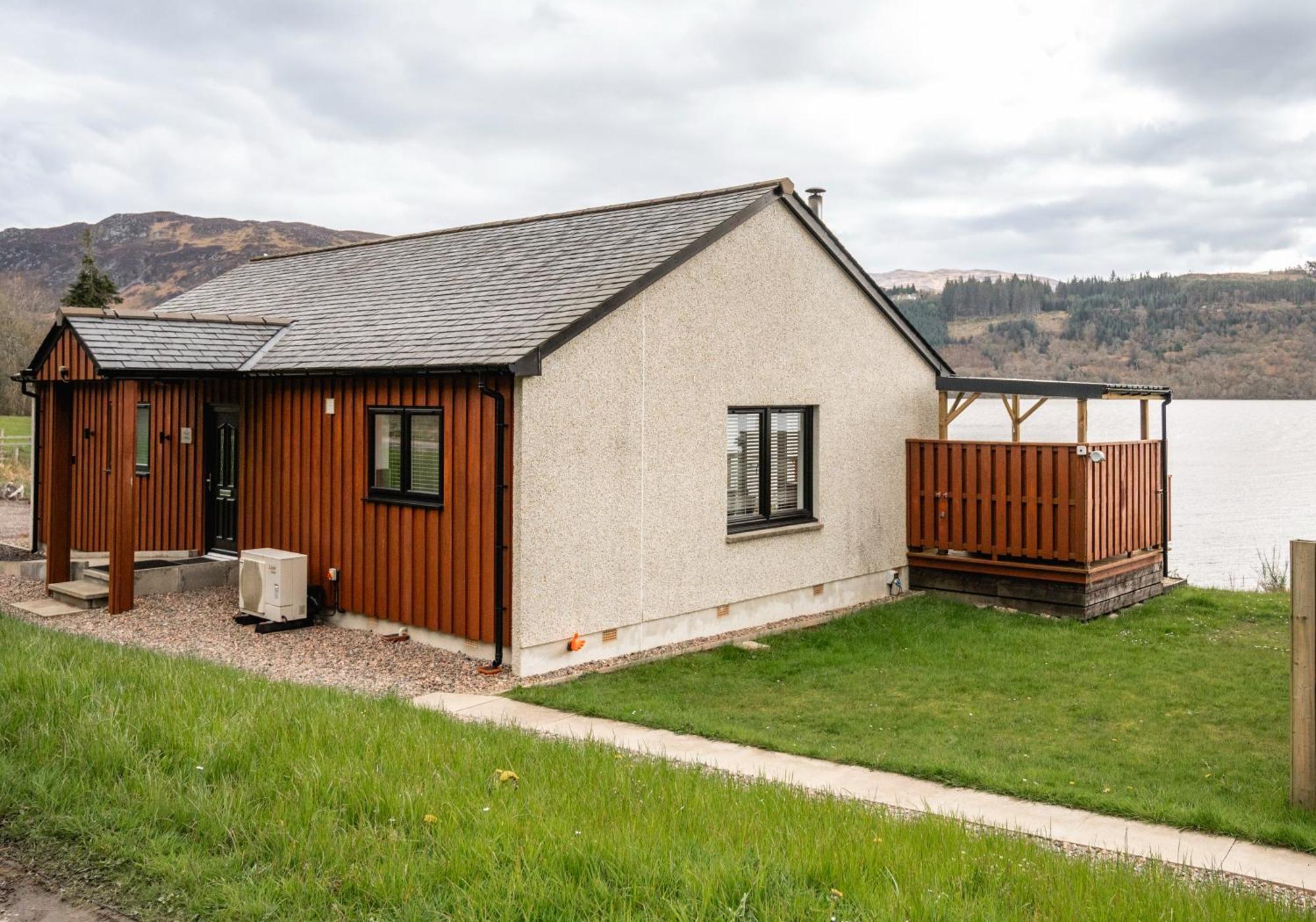 Shoreland Lodges - Holly Lodge Fort Augustus Exterior photo